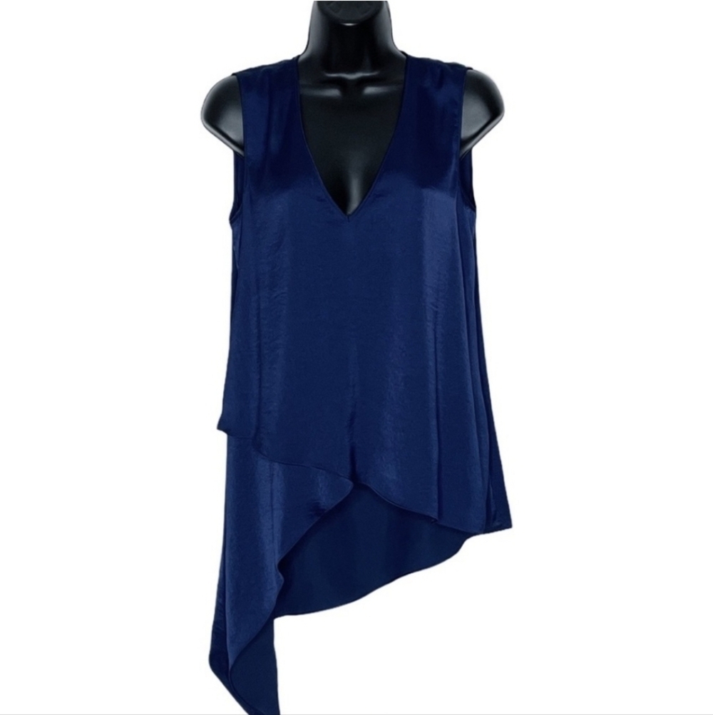 NWT BCBGMAXAZRIA Blue Depth NavyNikko Asymmetrical Silky Flowy Tank Women Size S